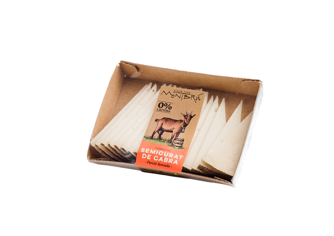 Goat semi-cured cheese sliced portion