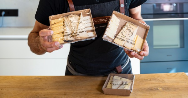 New Montbrú selection trays